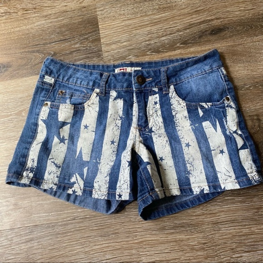 L.e.i Ashley Shorts Women’s Low Rise Size 5 Regular Blue Jeans